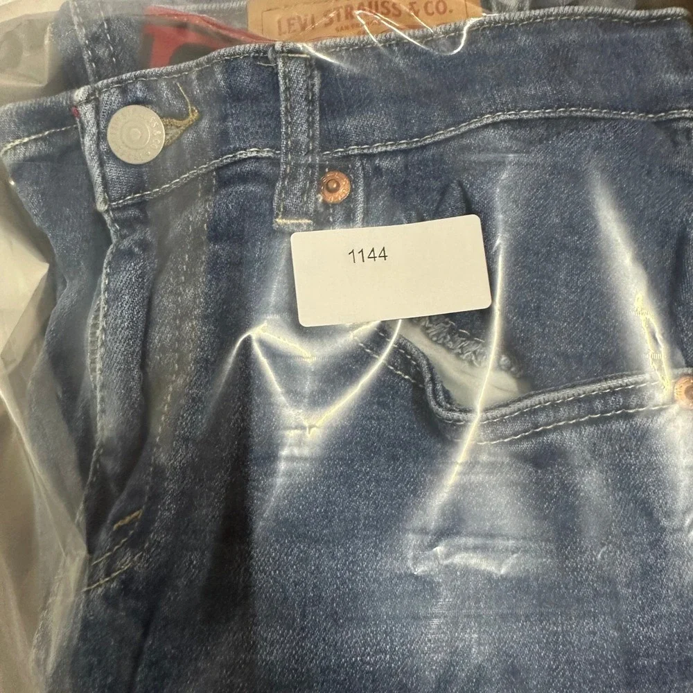 Levi's Jeans Boys Size 16 REG Blue 514 Straight Fit Stretch Denim W28 L30